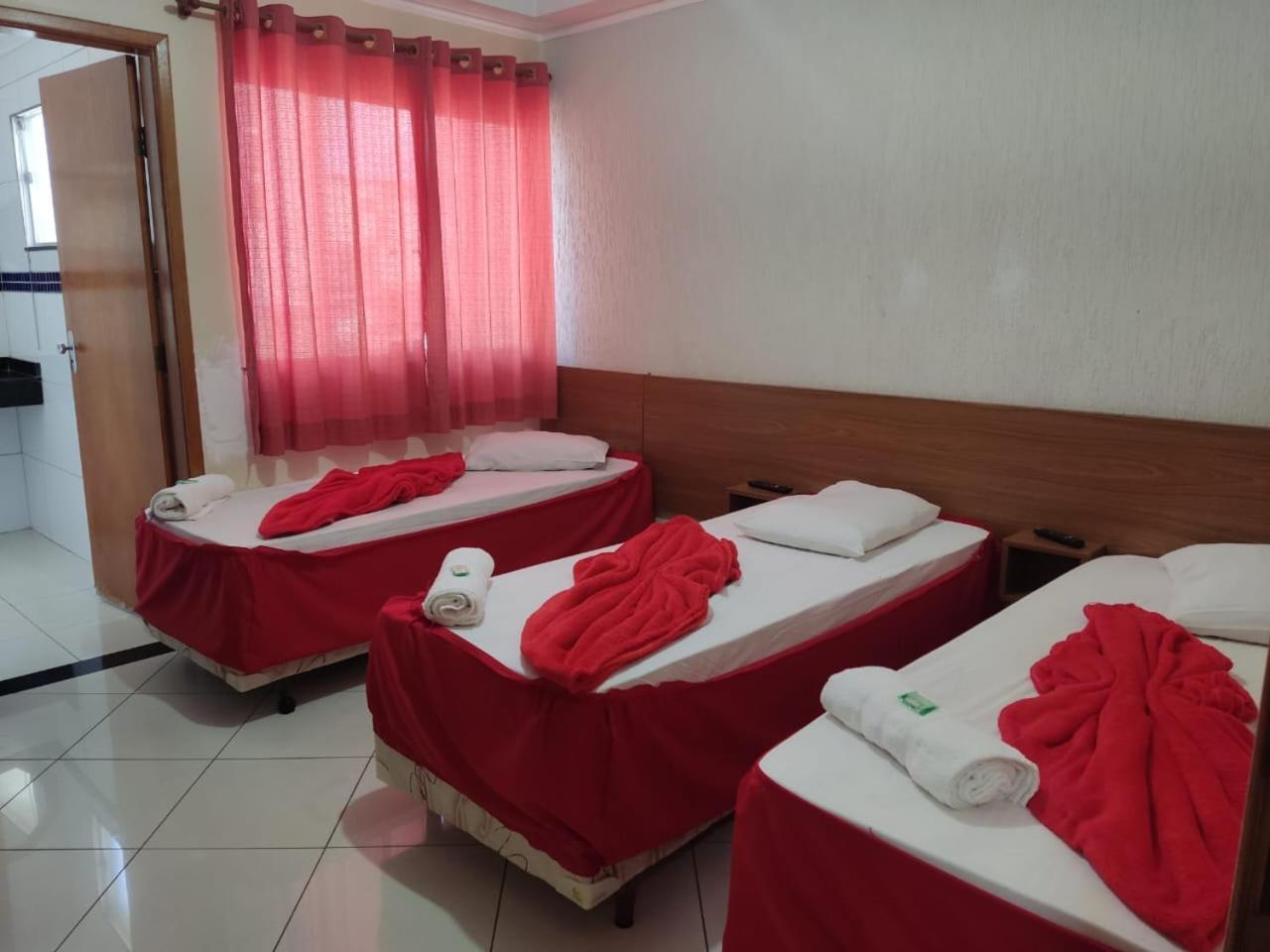 Hotel Sao Luiz Aparecida  Bagian luar foto