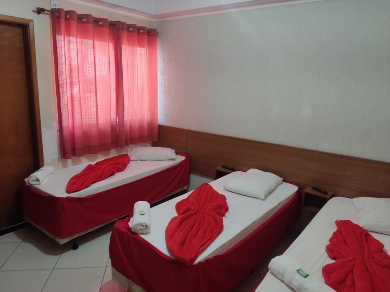 Hotel Sao Luiz Aparecida  Bagian luar foto